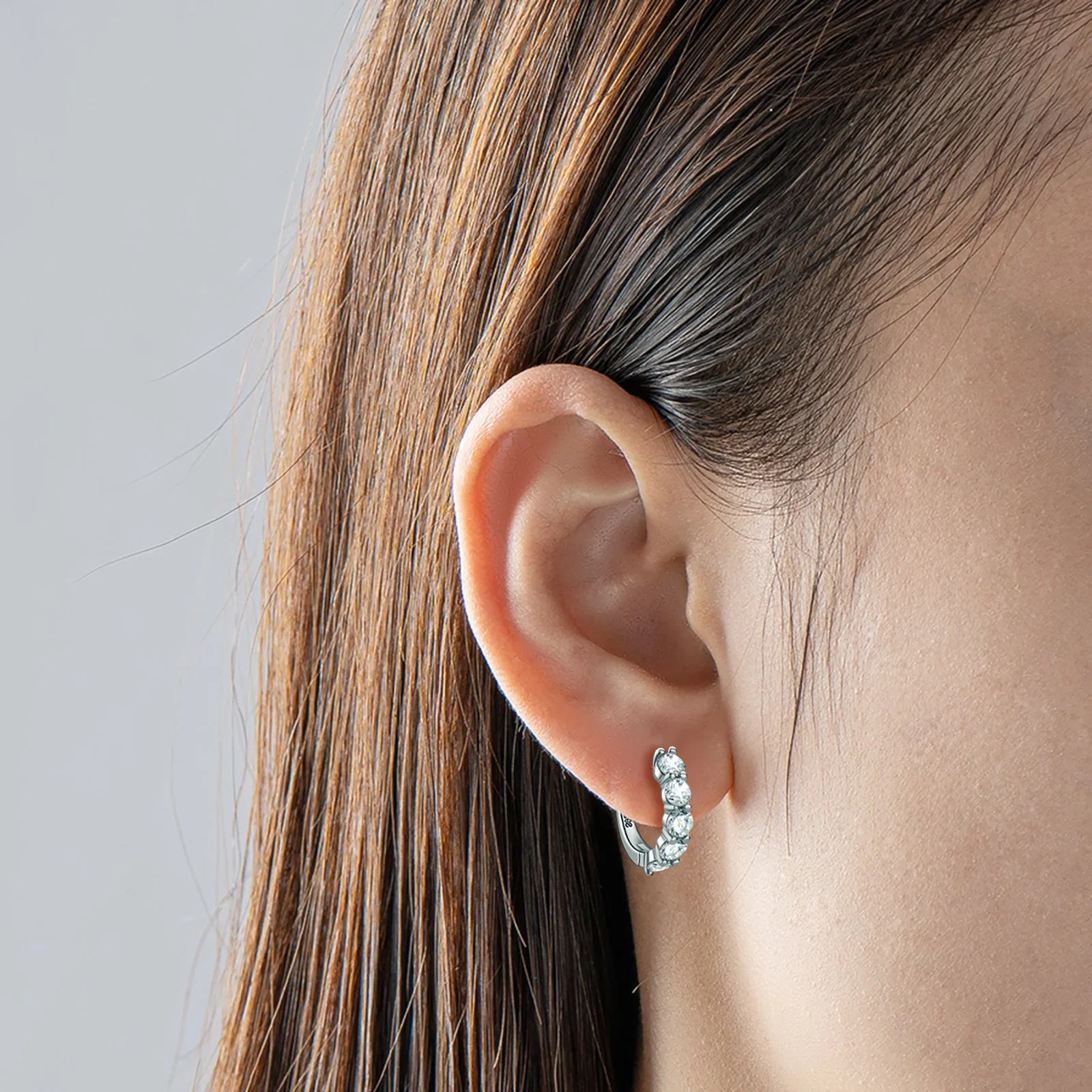 3.5mm Round Cut Moissanite Clip Earrings