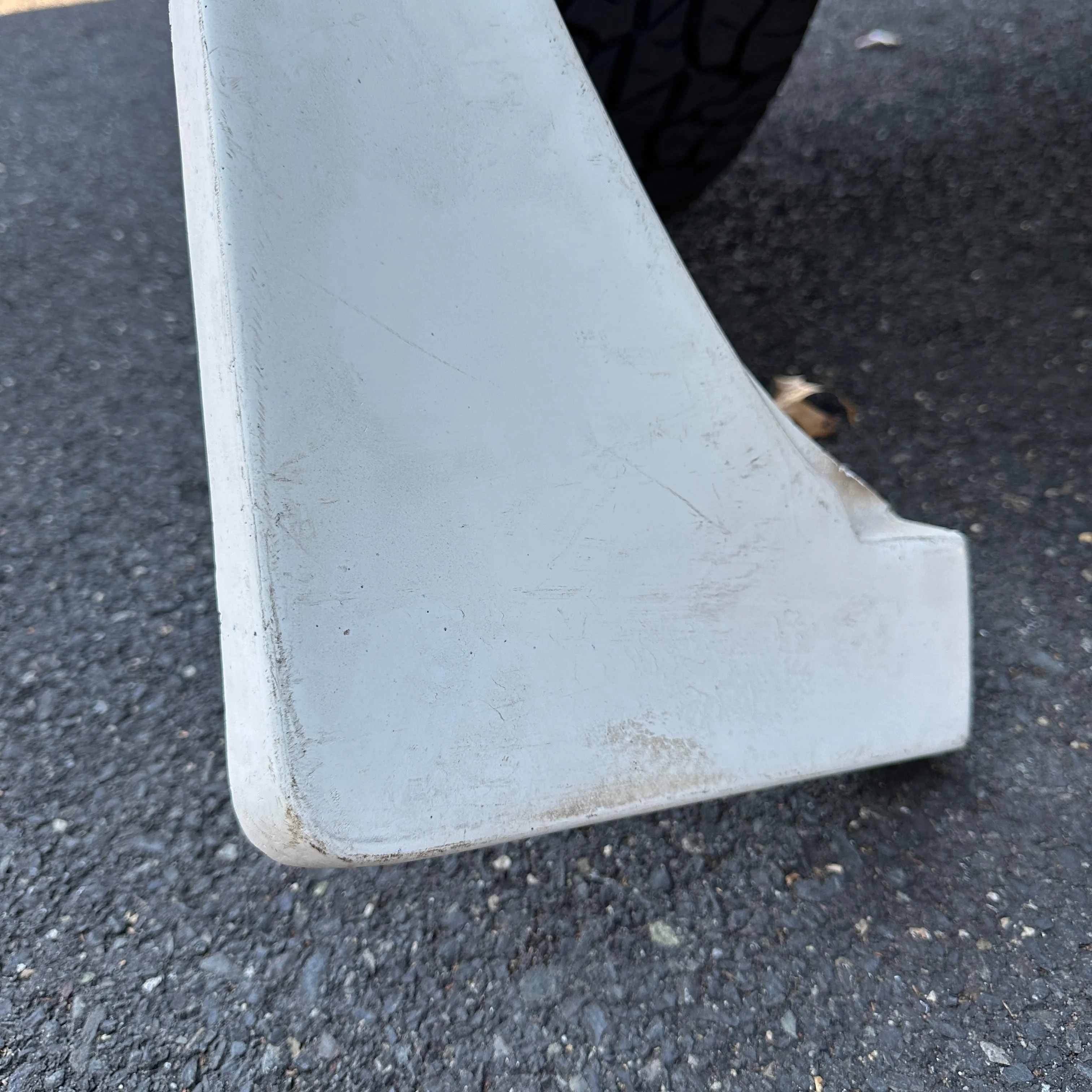 71-77 Chevy/GMC Van - Single LEFT FRONT Mud Flare