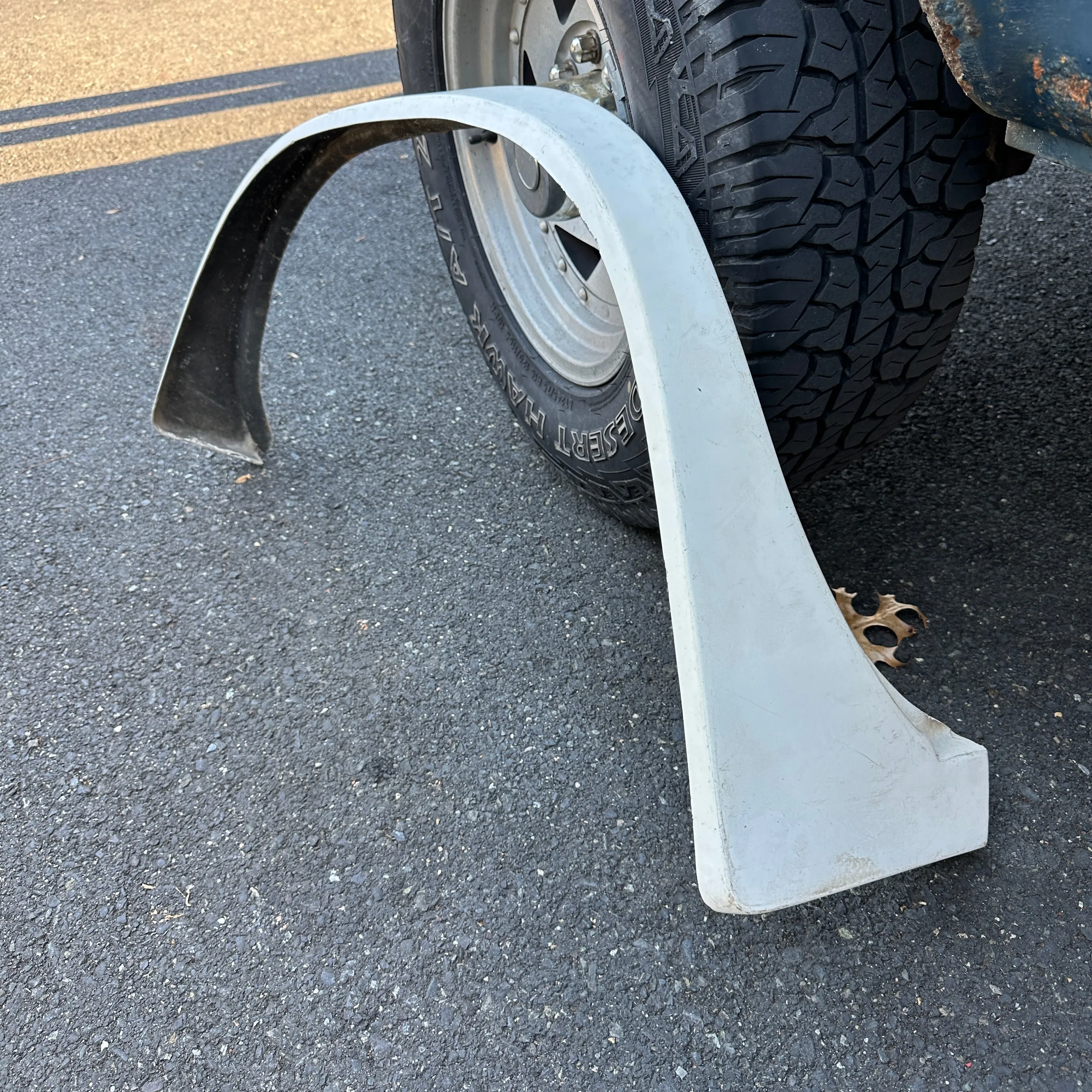 71-77 Chevy/GMC Van - Single LEFT FRONT Mud Flare