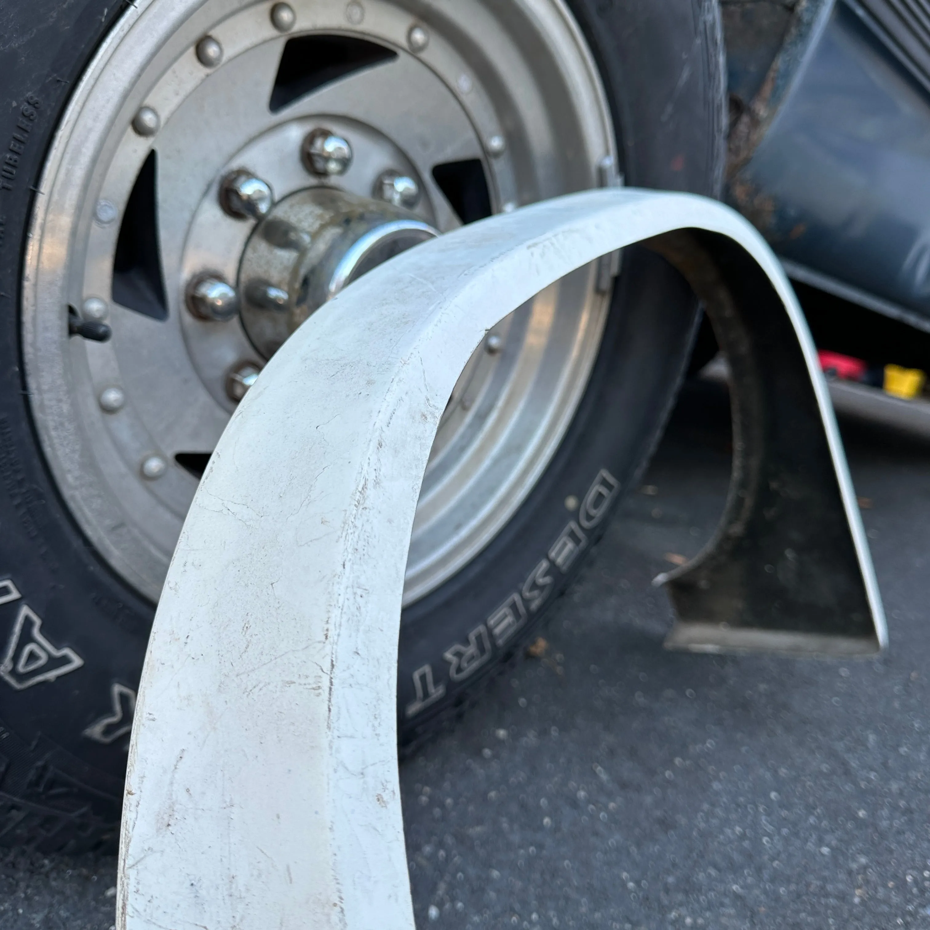 71-77 Chevy/GMC Van - Single LEFT FRONT Mud Flare