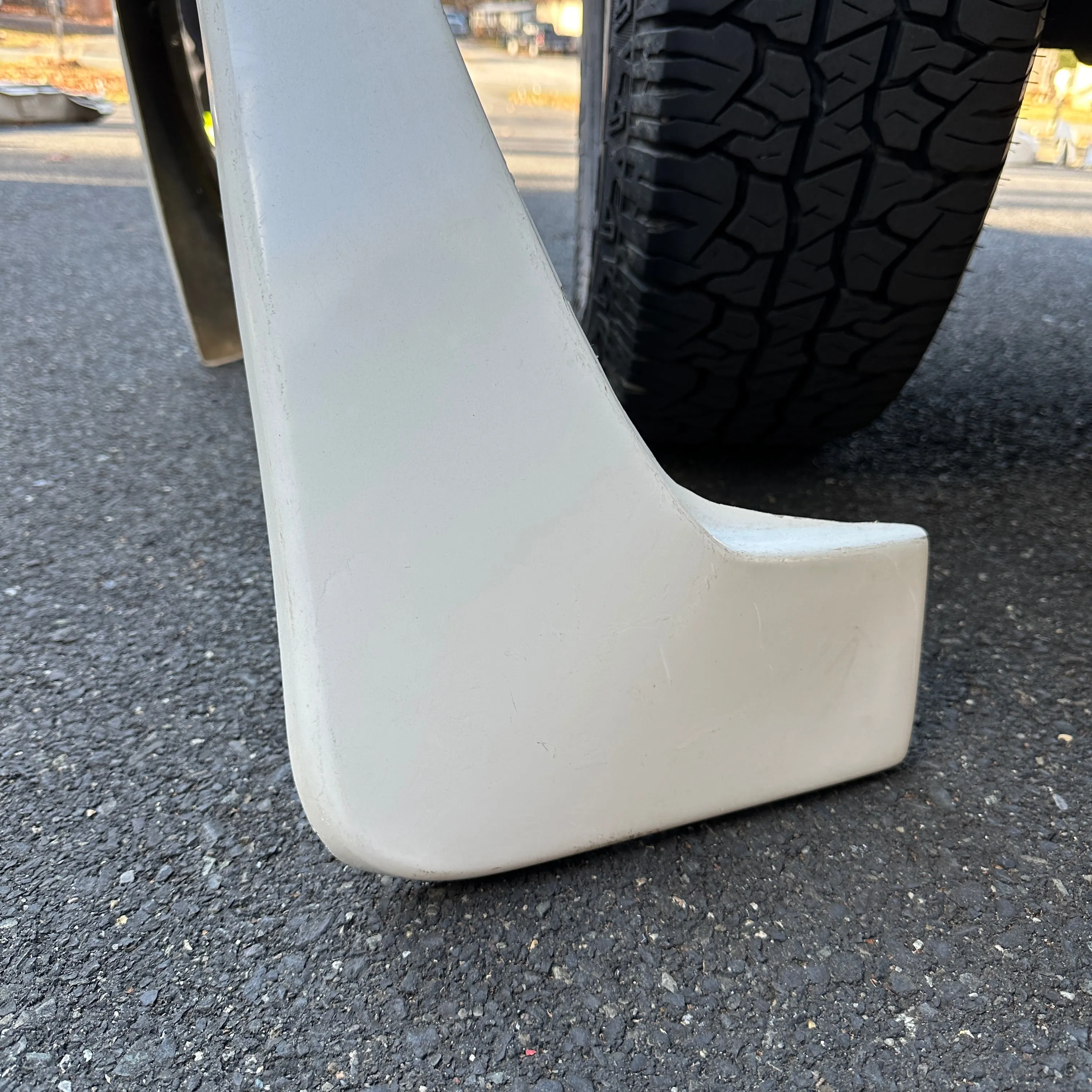 71-95/96 Chevy/GMC Van - Single LEFT REAR Mud Flare