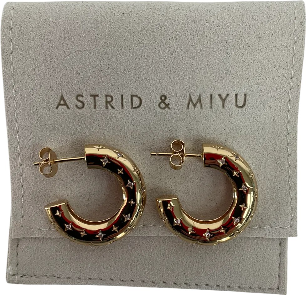 Astrid & Miyu Metallic Cosmic Star Dome Hoops In Gold One Size