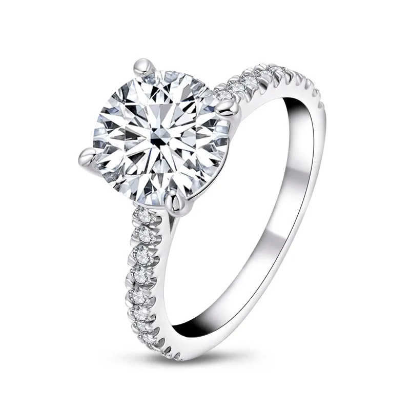 Brilliant Round Cut Moissanite Diamond Ring