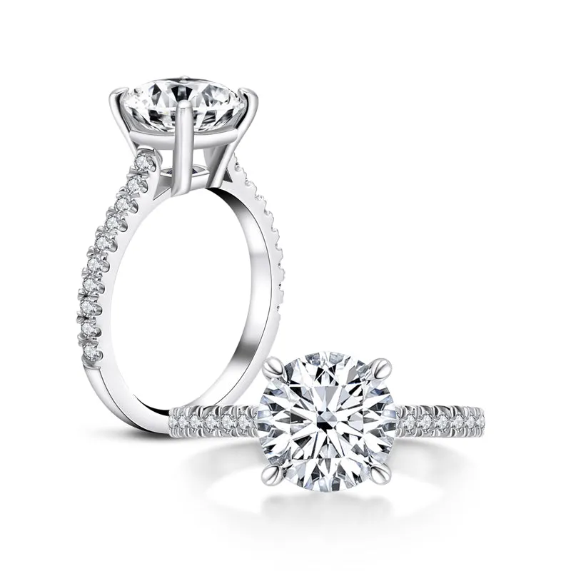 Brilliant Round Cut Moissanite Diamond Ring
