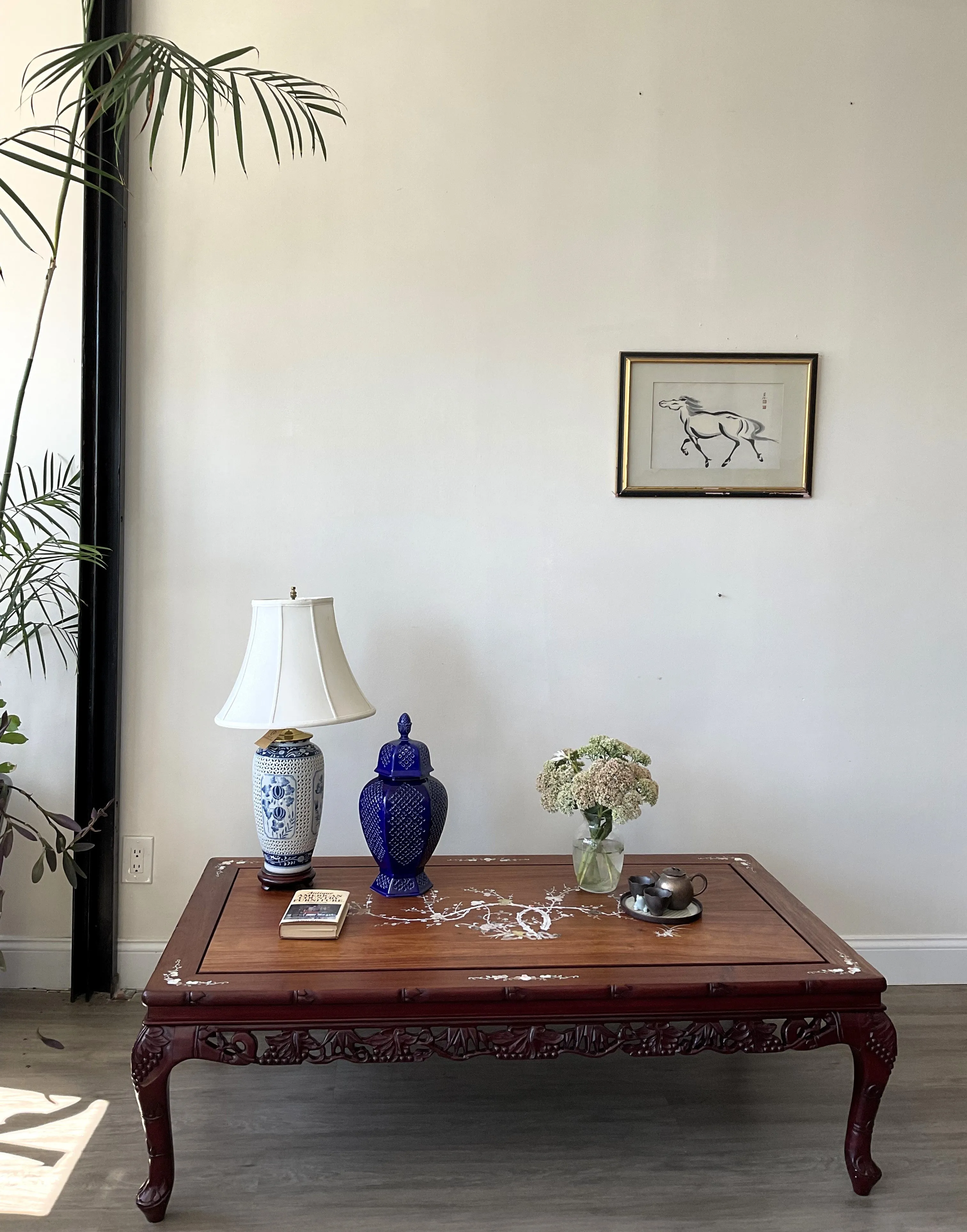 Chinese Rosewood Coffee Table With Mother of Pearl Inlay