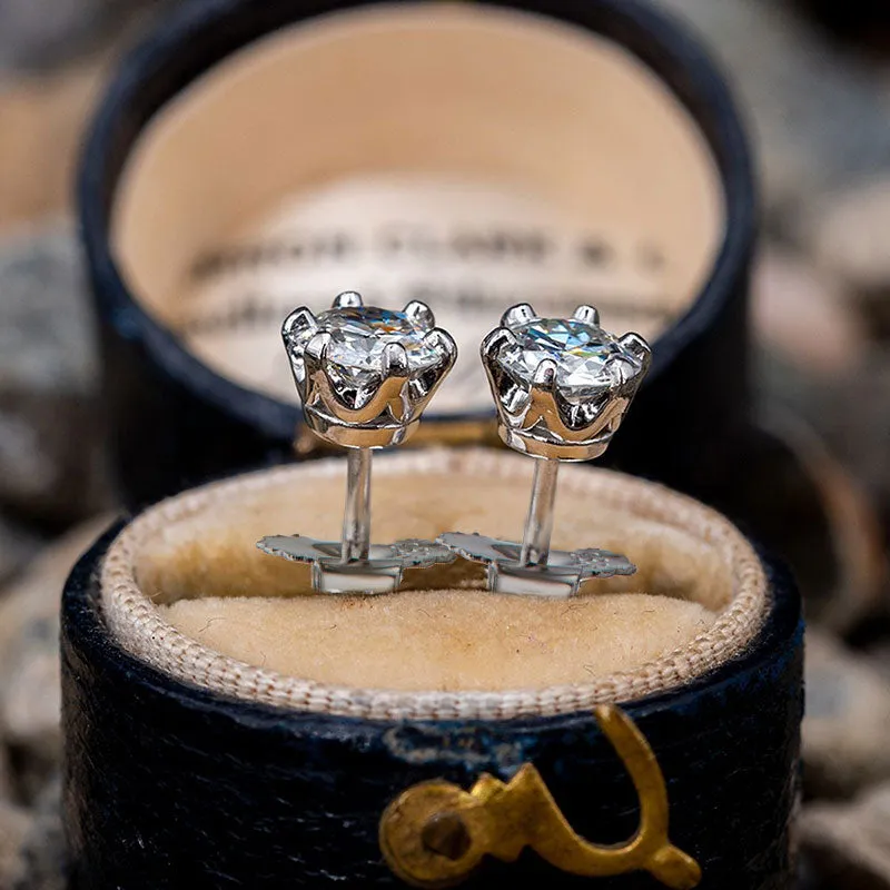 Classic Brilliant Round Cut Moissanite Diamond Stud Earrings