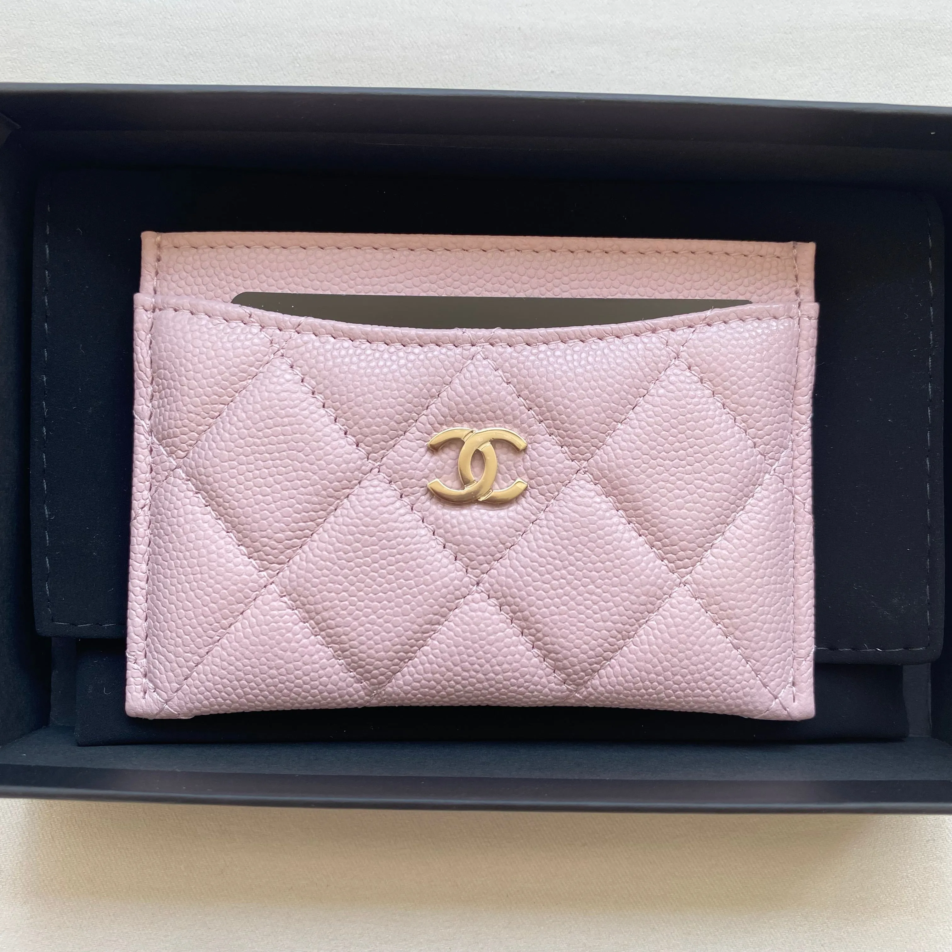 Classic Card Holder in 21S Rose Clair Caviar