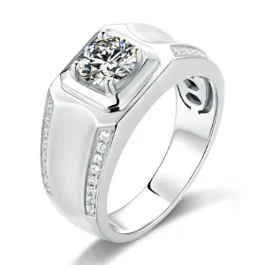 Classic Round Cut Moissanite Diamond Men's Ring