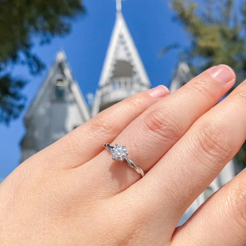 Classic Round Cut Moissanite Vine Ring