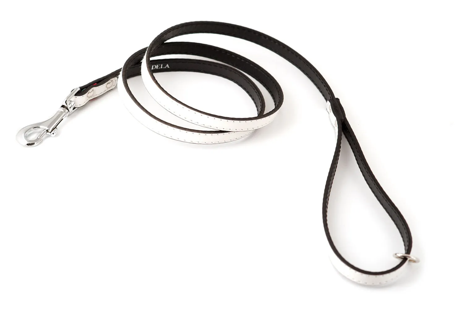 Dela Unchained Leashes