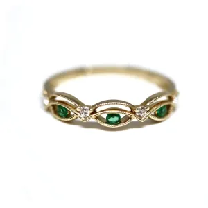 Diamondaire Emerald and Round Diamond Stackable
