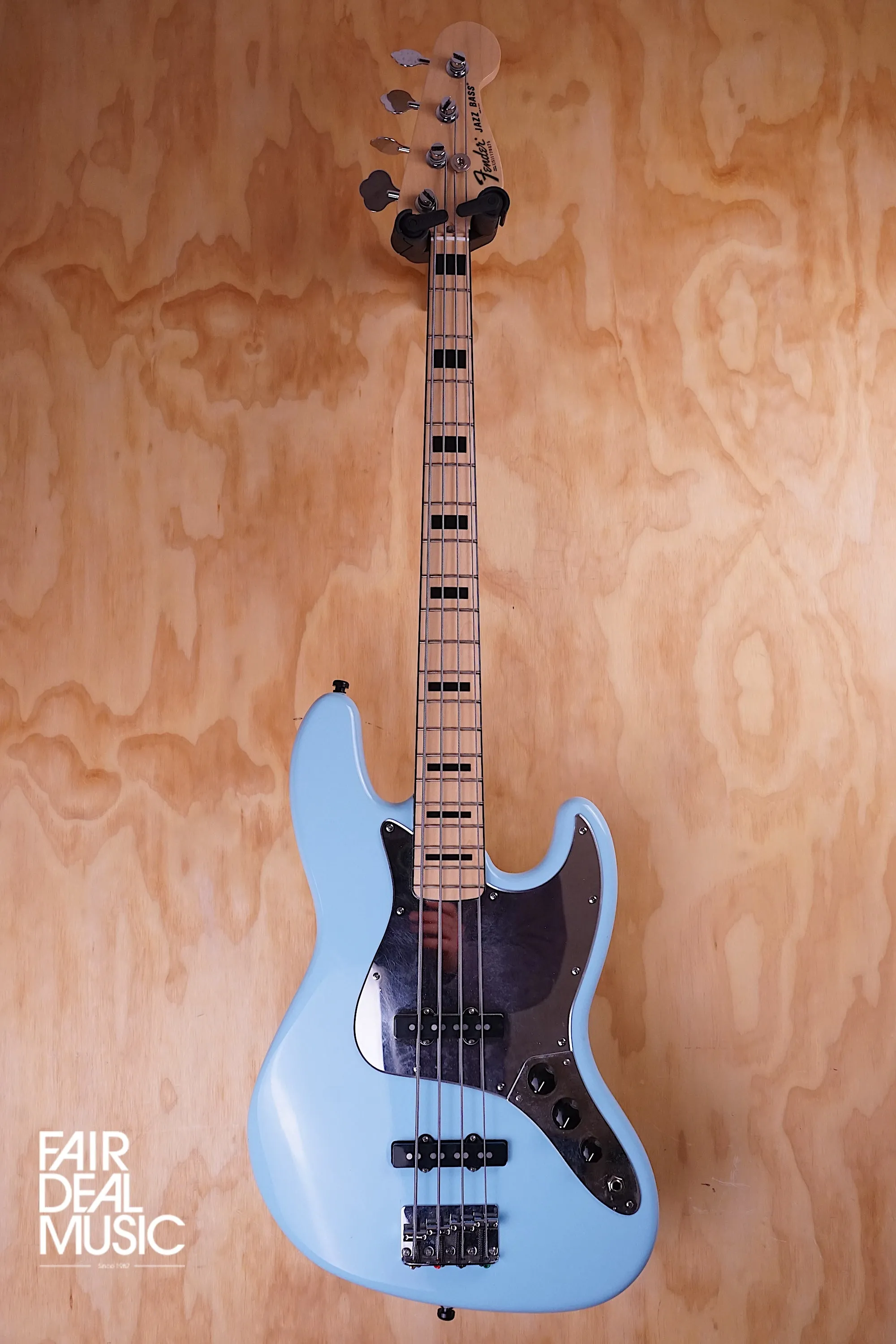Fender '75 Jazz Bass refinished Powder Blue, USED