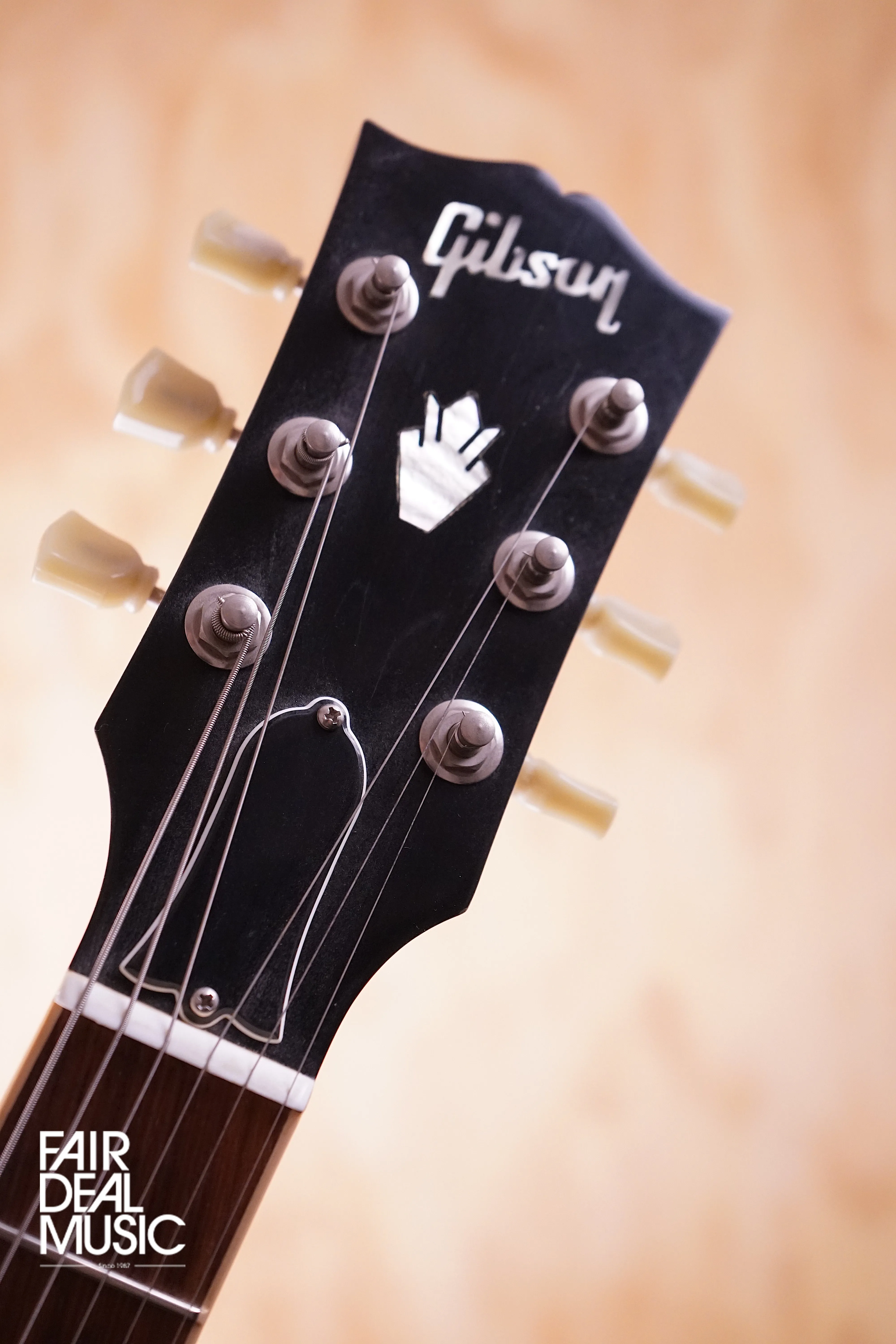 Gibson Custom Shop ES-3399 in Sunburst, USED