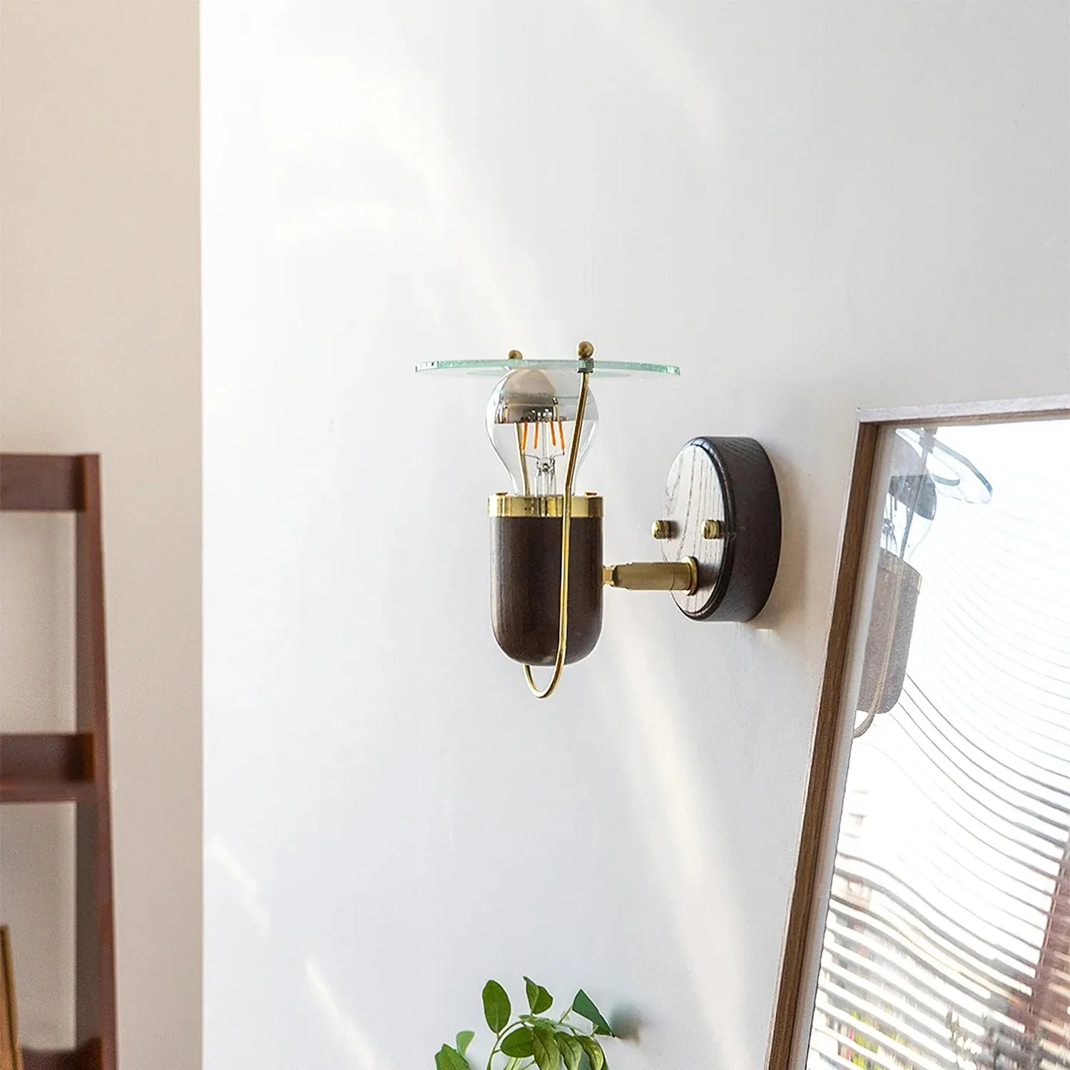 HE Vintage Walnut Wall Lamp