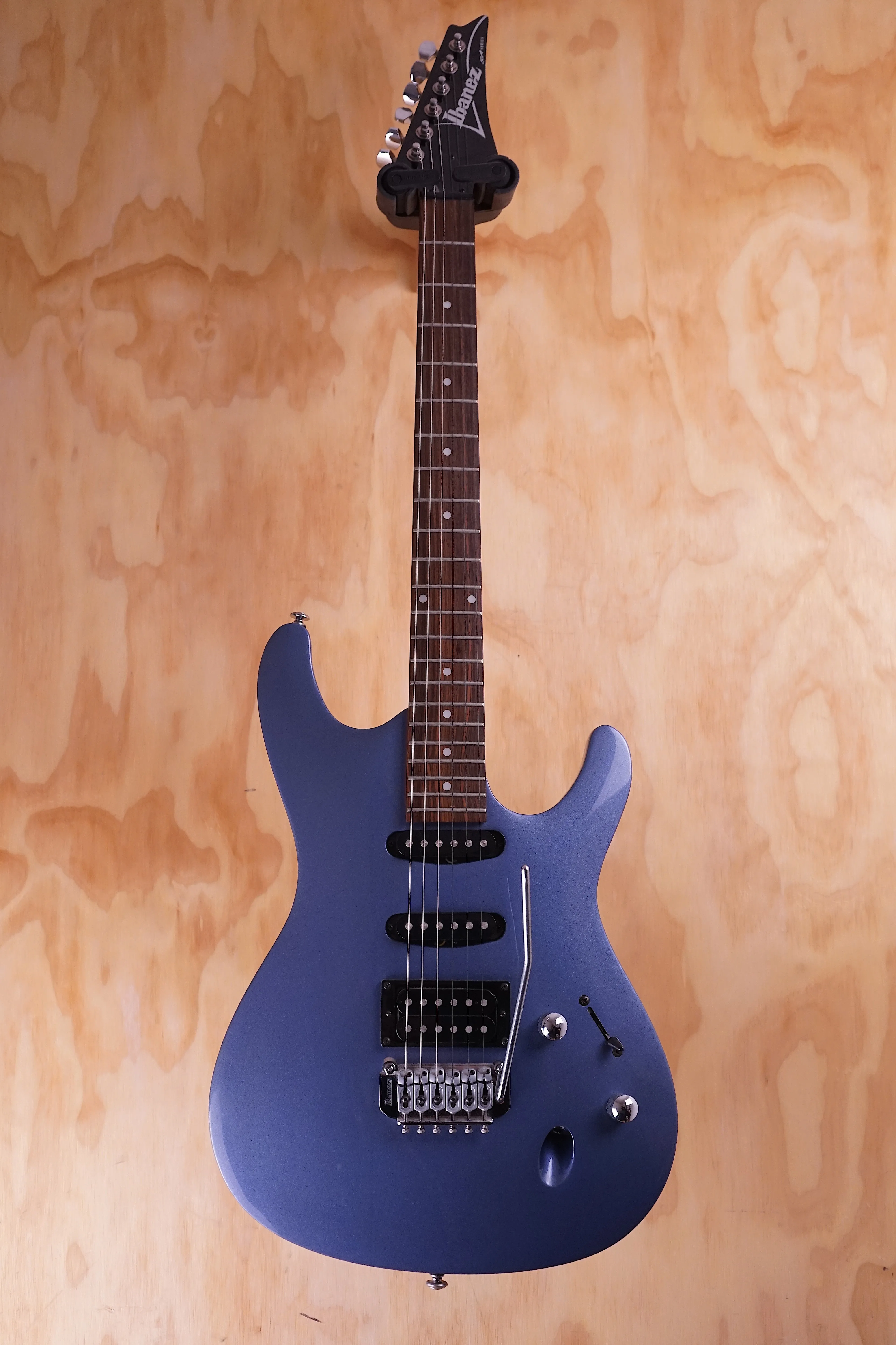Ibanez SA160 in Blue, USED