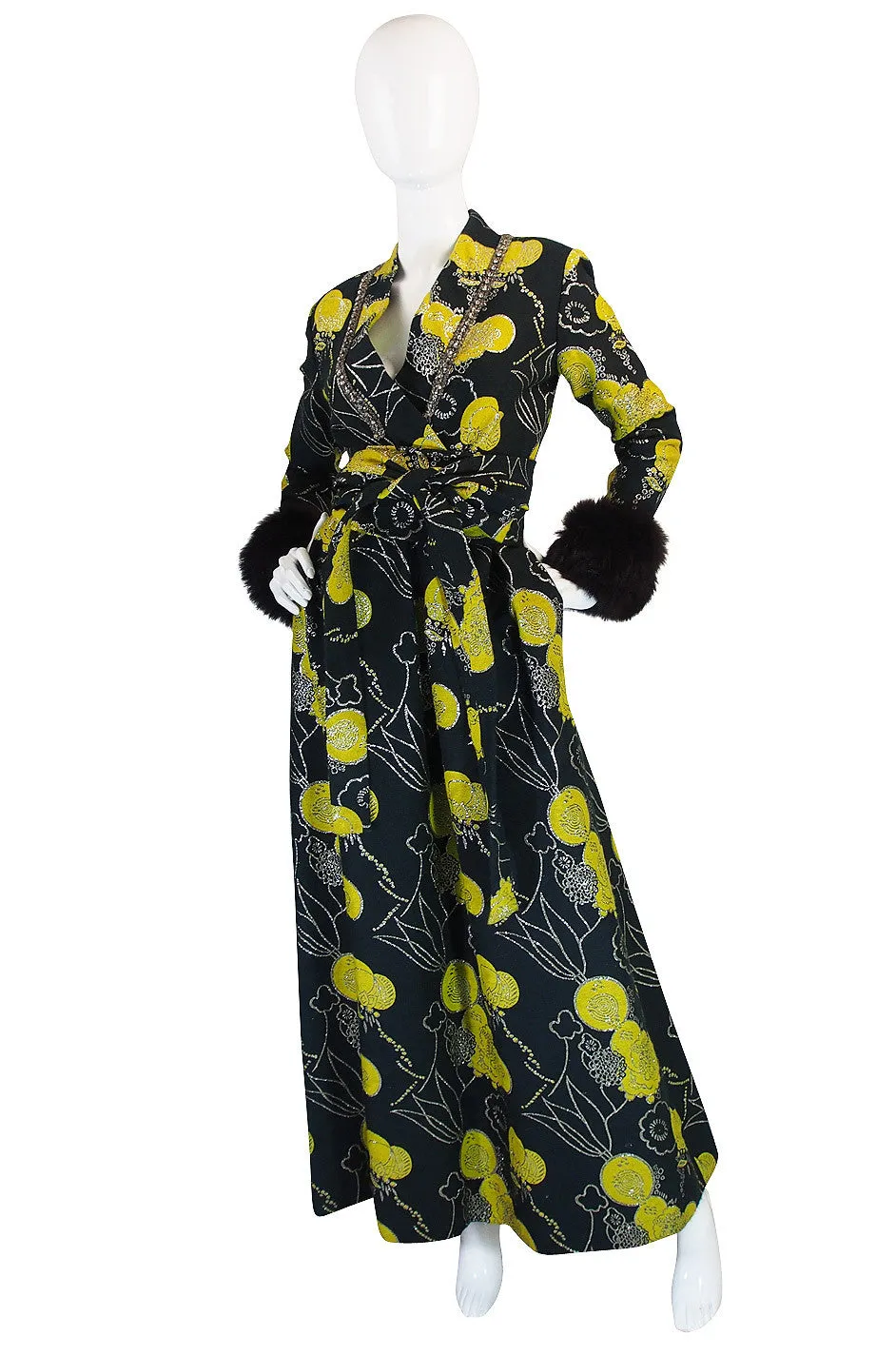 Important c1970 Oscar de la Renta Ad Campaign Gown
