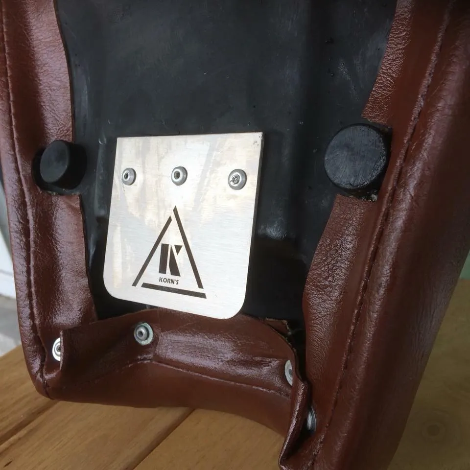 KB-TWCRS - Triumph Bonneville Water-Cooled Classic Roll Seat