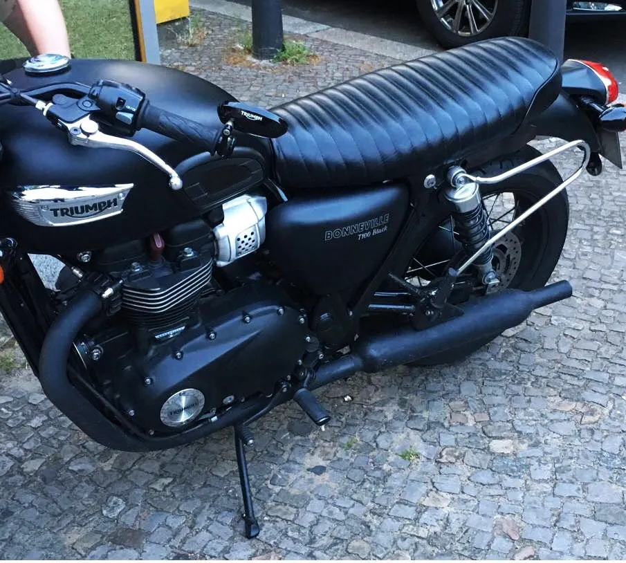 KB-TWCRS - Triumph Bonneville Water-Cooled Classic Roll Seat