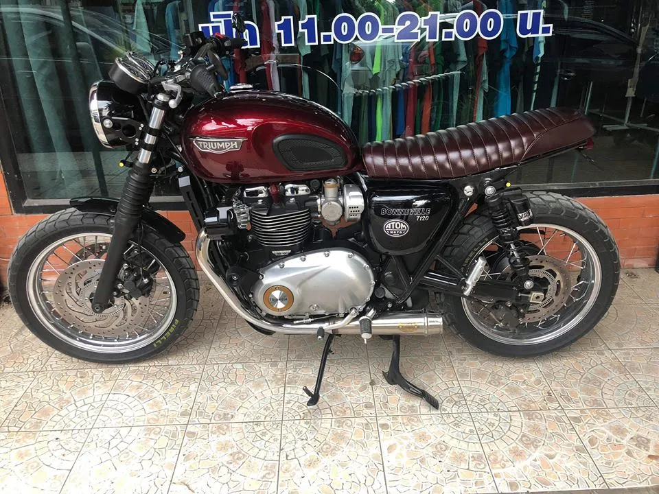 KB-TWCRS - Triumph Bonneville Water-Cooled Classic Roll Seat