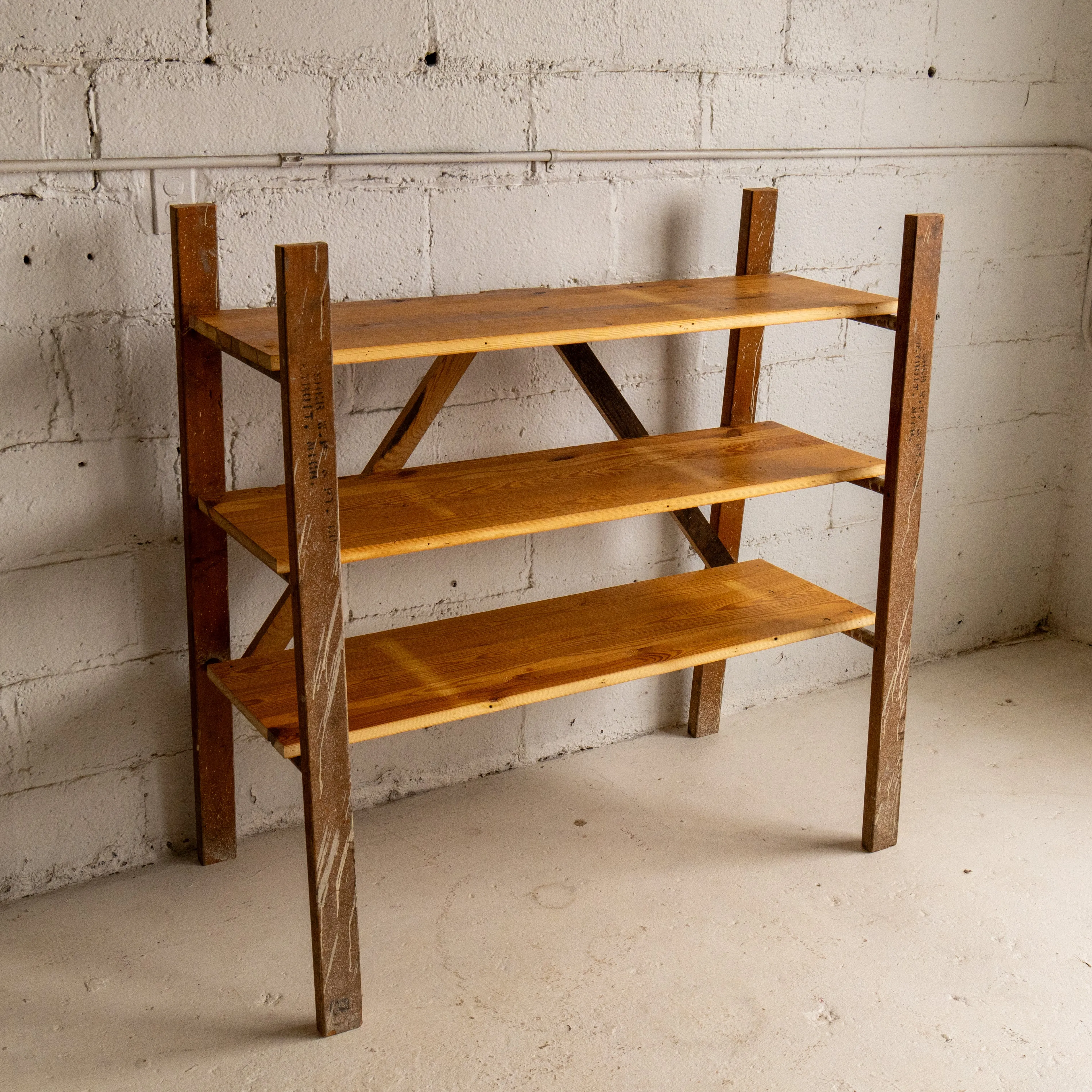 Ladder Bookcase No. 1