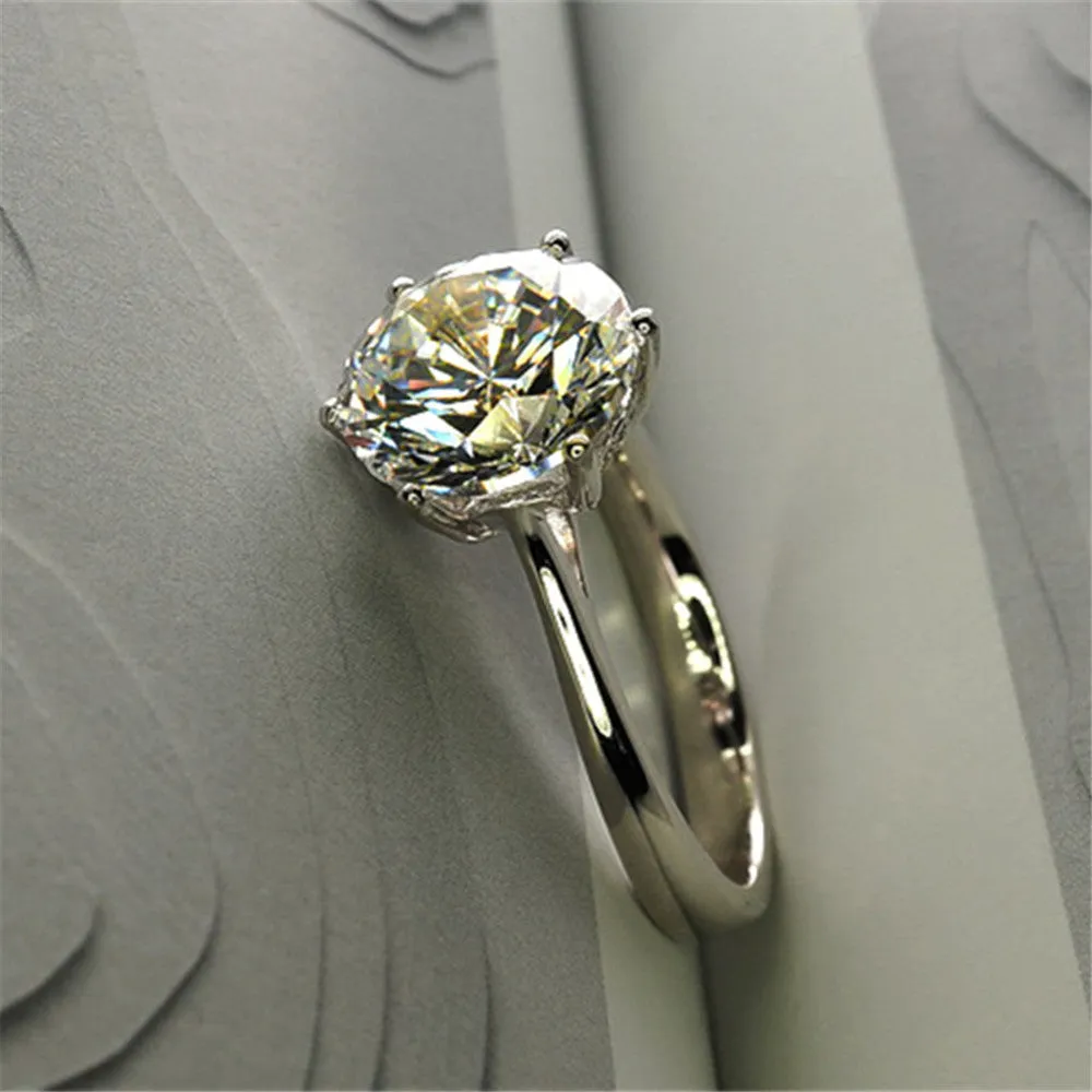 Luxury 4CT Round Cut Moissanite Ring for Women Sterling Sliver
