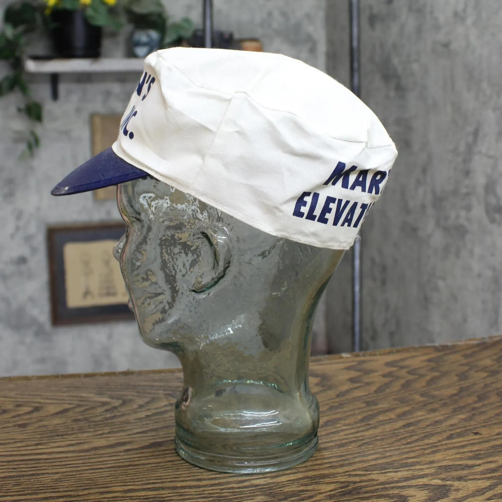 Mens Vintage Martin's Elevator INC. Shortbill Fitted Cap Hat Navy / Blue 7 1/8