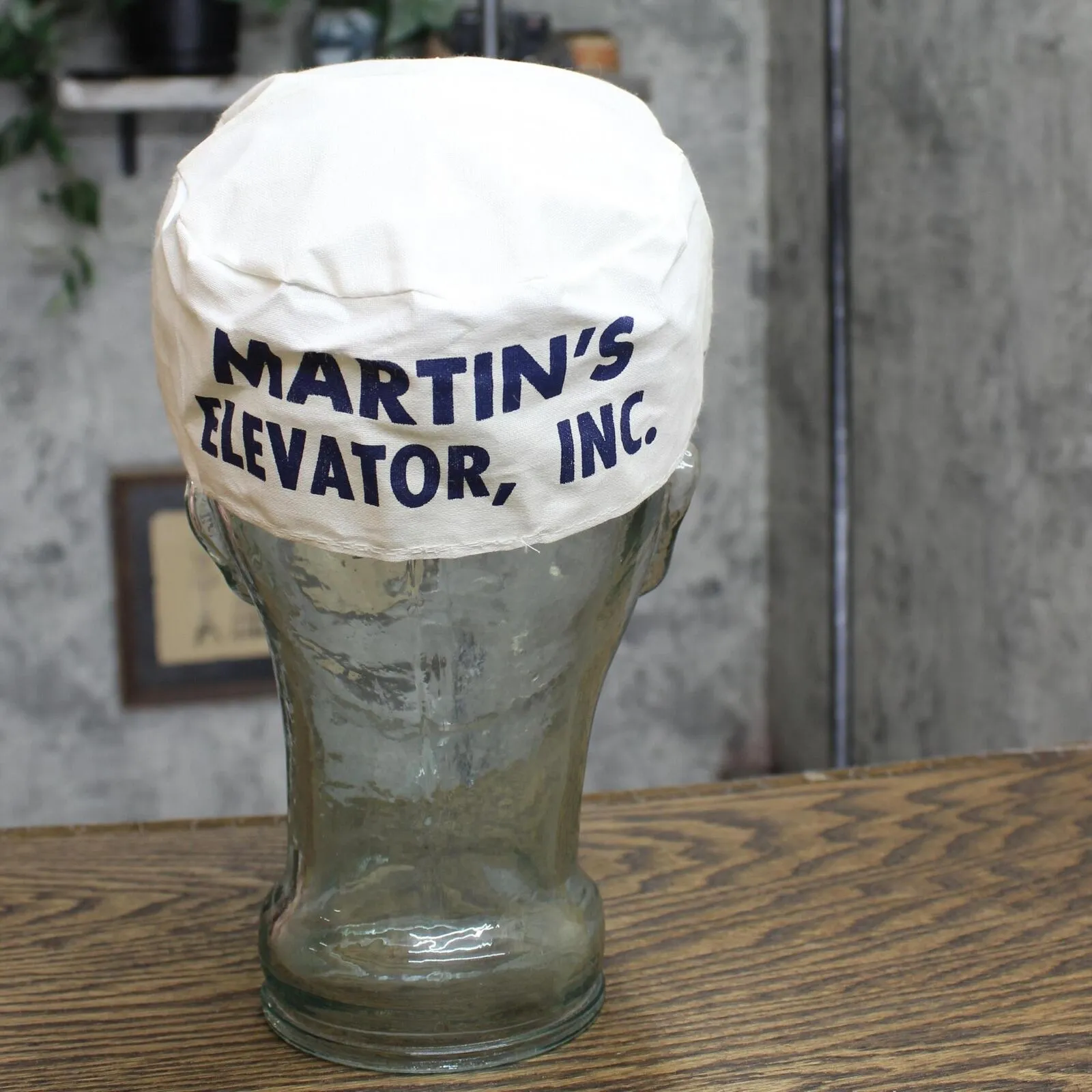 Mens Vintage Martin's Elevator INC. Shortbill Fitted Cap Hat Navy / Blue 7 1/8