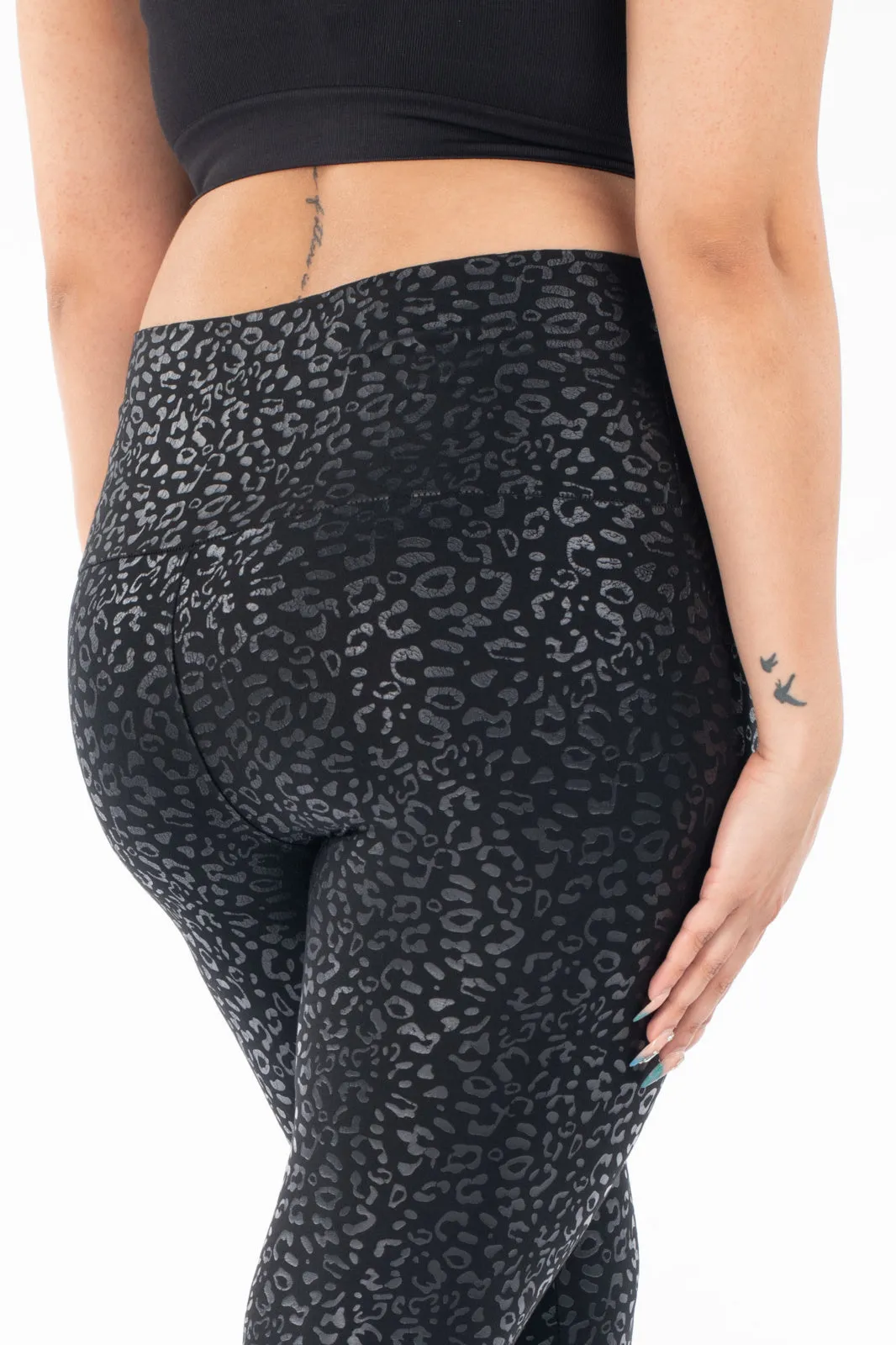 Onyx Wide Waistband Crops