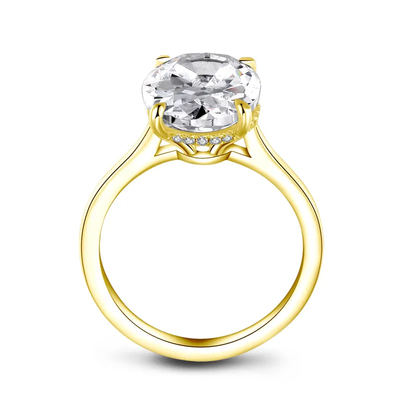 Oval Cut Moissanite Diamond Ring