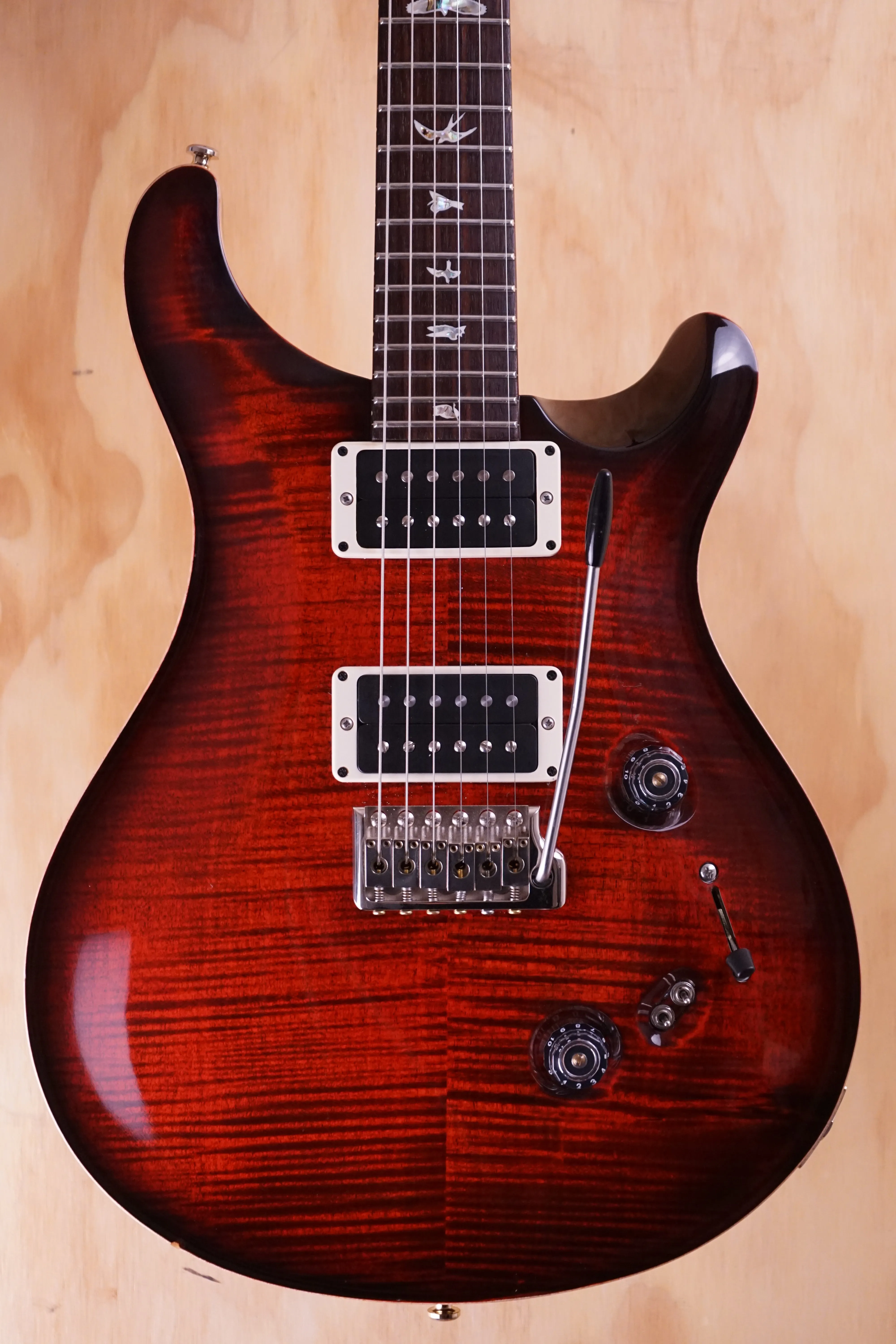PRS 24-08 in Fire Red Burst from 2018, USED
