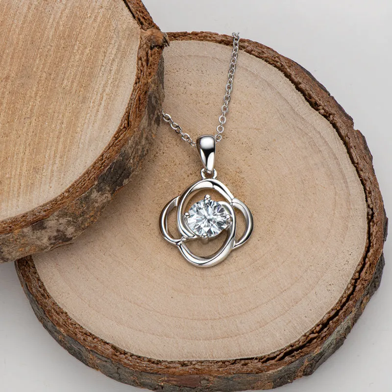 Round Brilliant Cut Moissanite Diamond Pendant Necklace