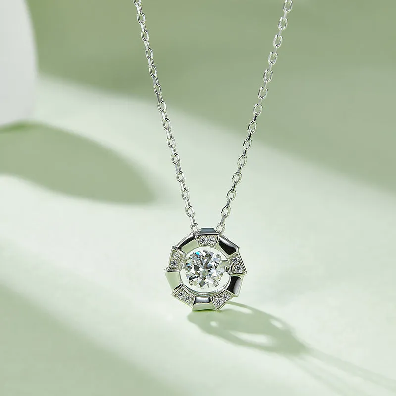 Round Cut 0.5ct Moissanite Dancing Pendant Necklace