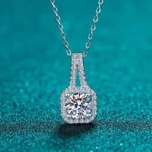Round Cut Moissanite Diamond Classic Pendant Necklace
