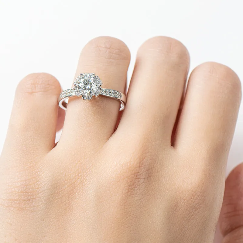 Round Cut Moissanite Diamond  Classic  Ring