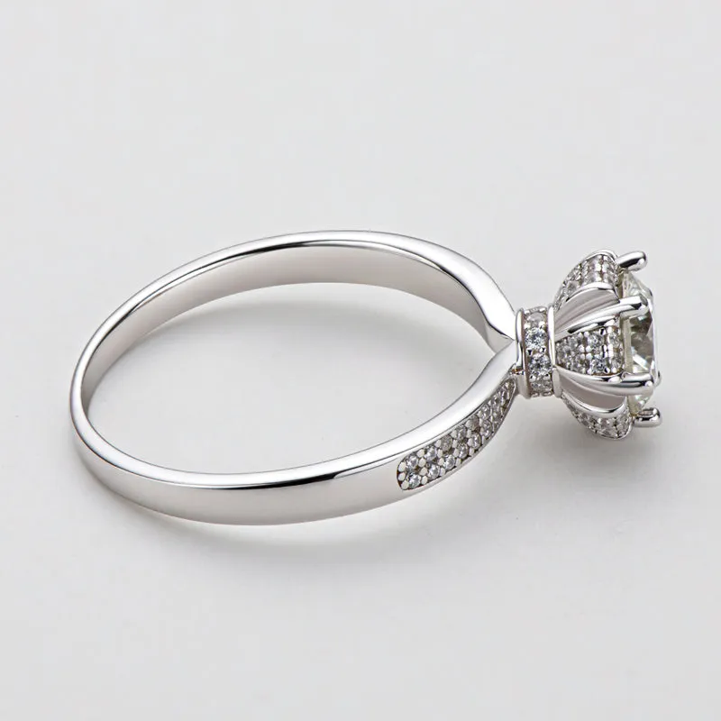 Round Cut Moissanite Diamond  Classic  Ring