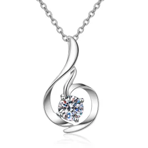Round Cut Moissanite Diamond Classis Pendant Necklace