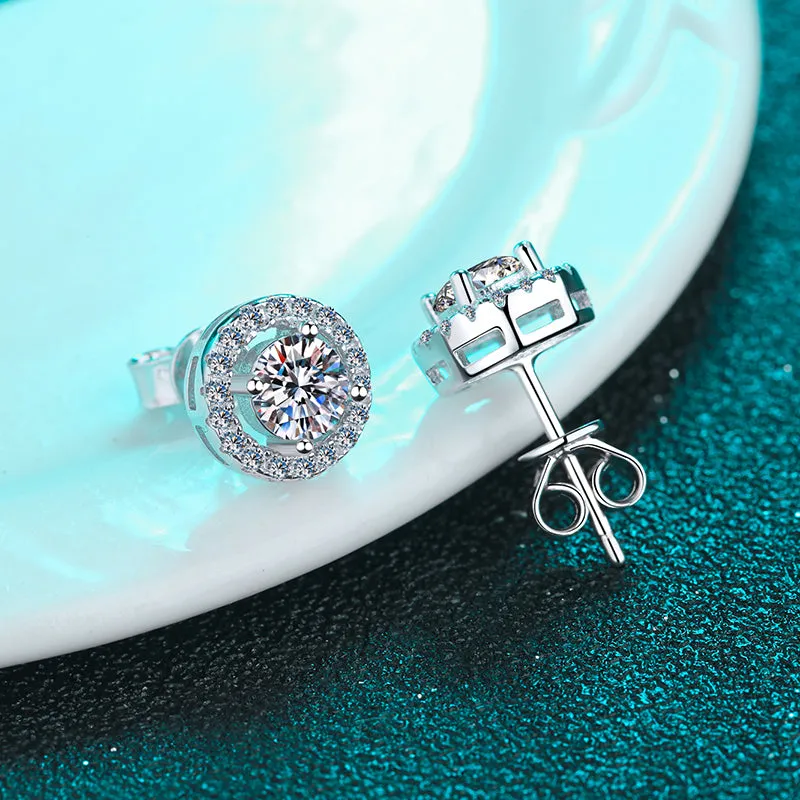 Round Cut Moissanite Diamond Classis Stud Earrings