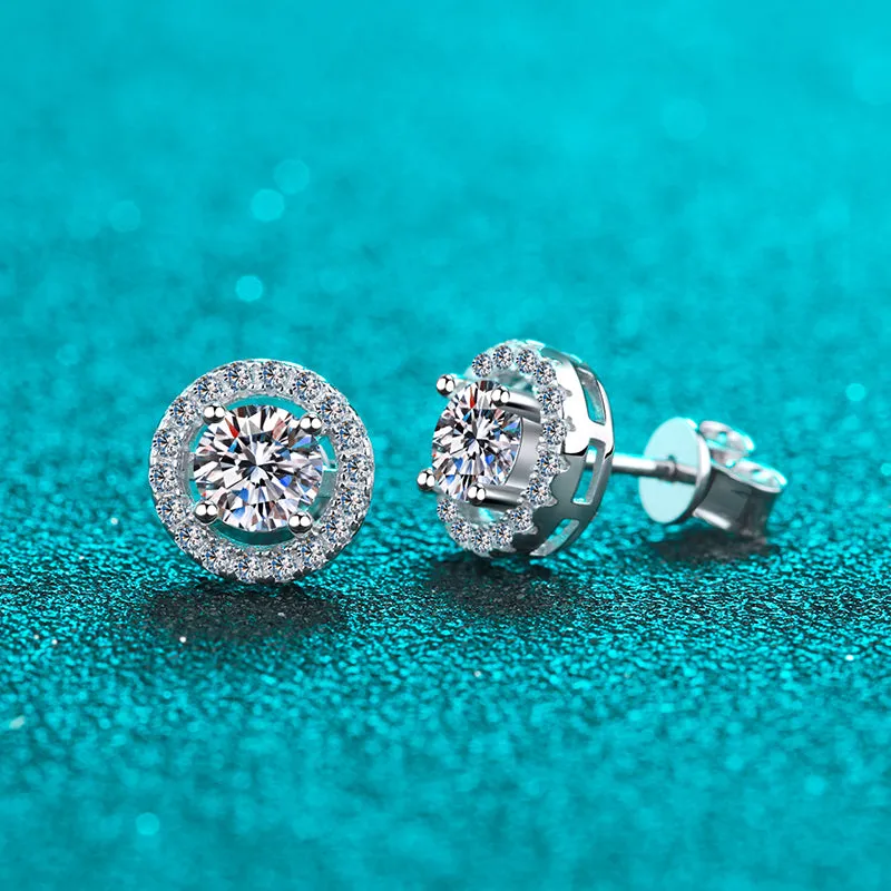 Round Cut Moissanite Diamond Classis Stud Earrings
