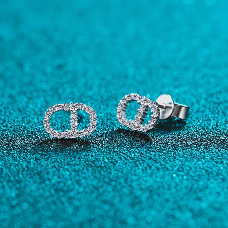 Round Cut Moissanite Diamond Earrings