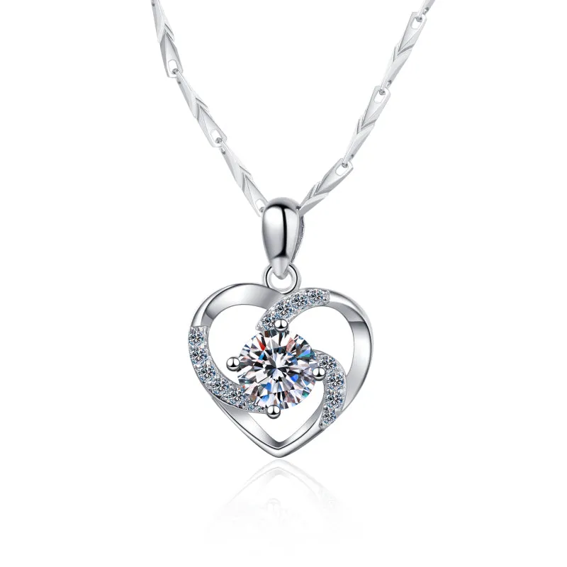 Round Cut Moissanite Diamond Heart Pendant Necklace