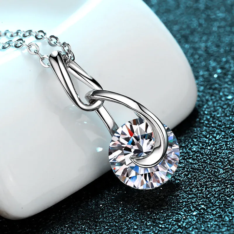 Round Cut Moissanite Diamond Pendant Necklace