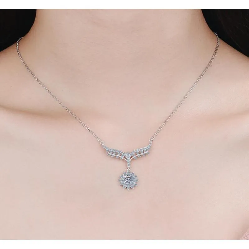Round Cut Moissanite Diamond  Snowflake Classic Necklace