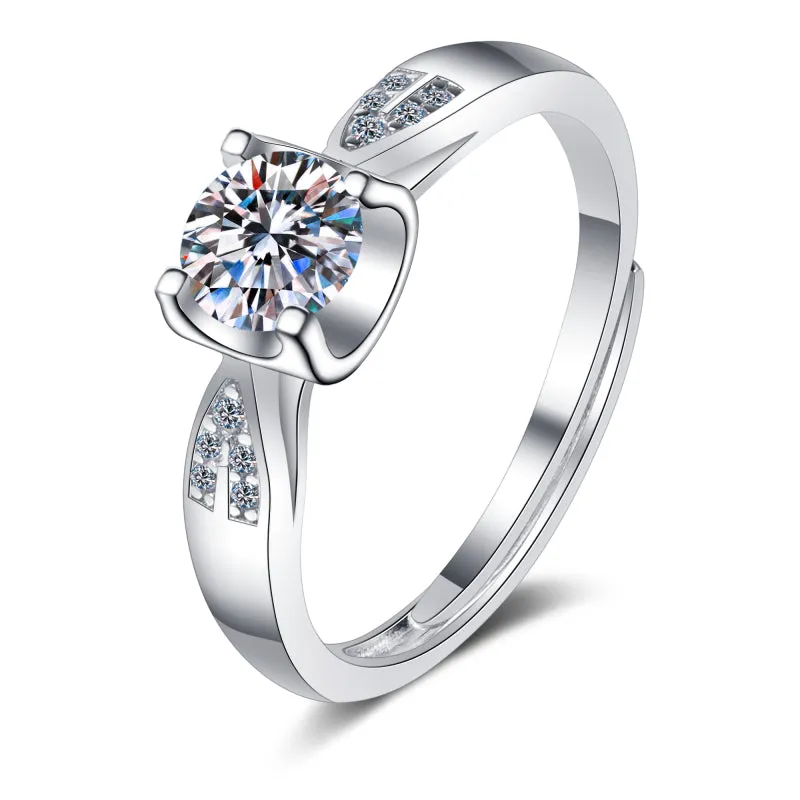 Round Cut White Moissanite Diamond Classic Ring