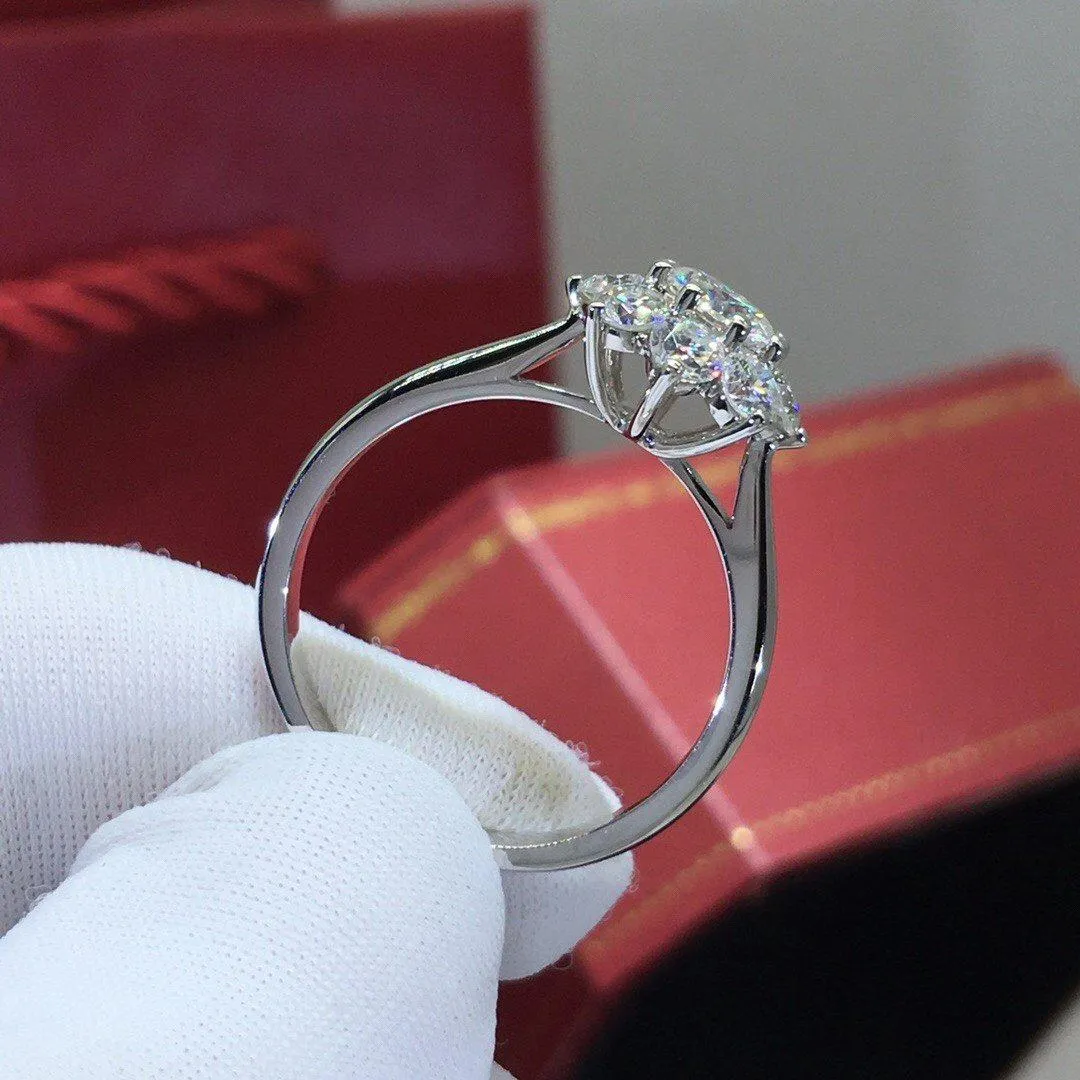 Snow Flower Moissanite Ring 18k Gold