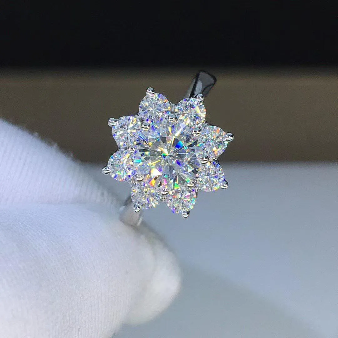 Snow Flower Moissanite Ring 18k Gold