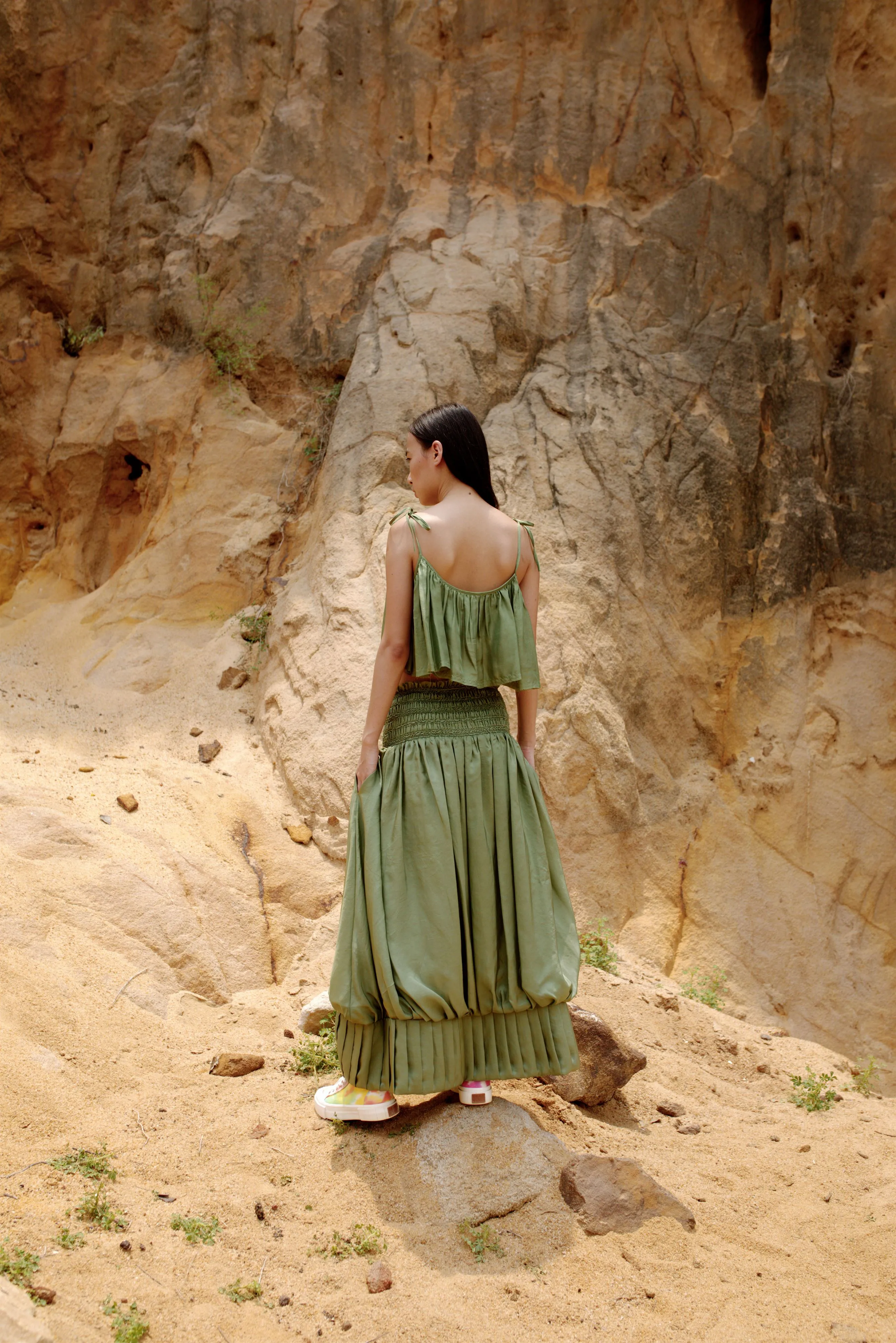 Summer Co-Ord Skirt Crop-top Set of 2-Silk-Fuchsia-Black-Moss Green-Laya Itu 35-Fashion Edit Maya Vana-Ituvana
