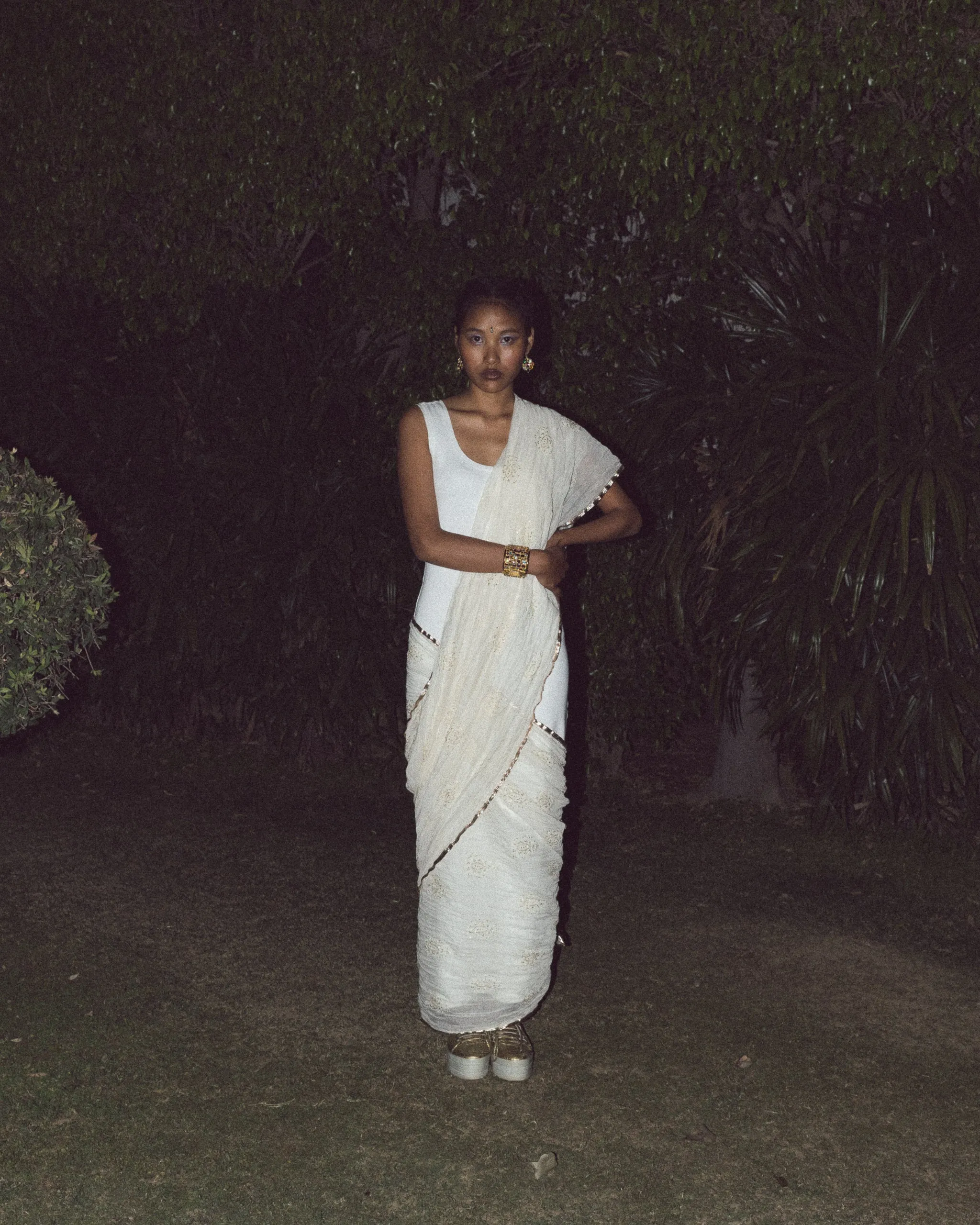 Summer Dress Sari Cotton Nava-Black-Ivory-White-28-Fashion edit Sova Vana-Ituvana