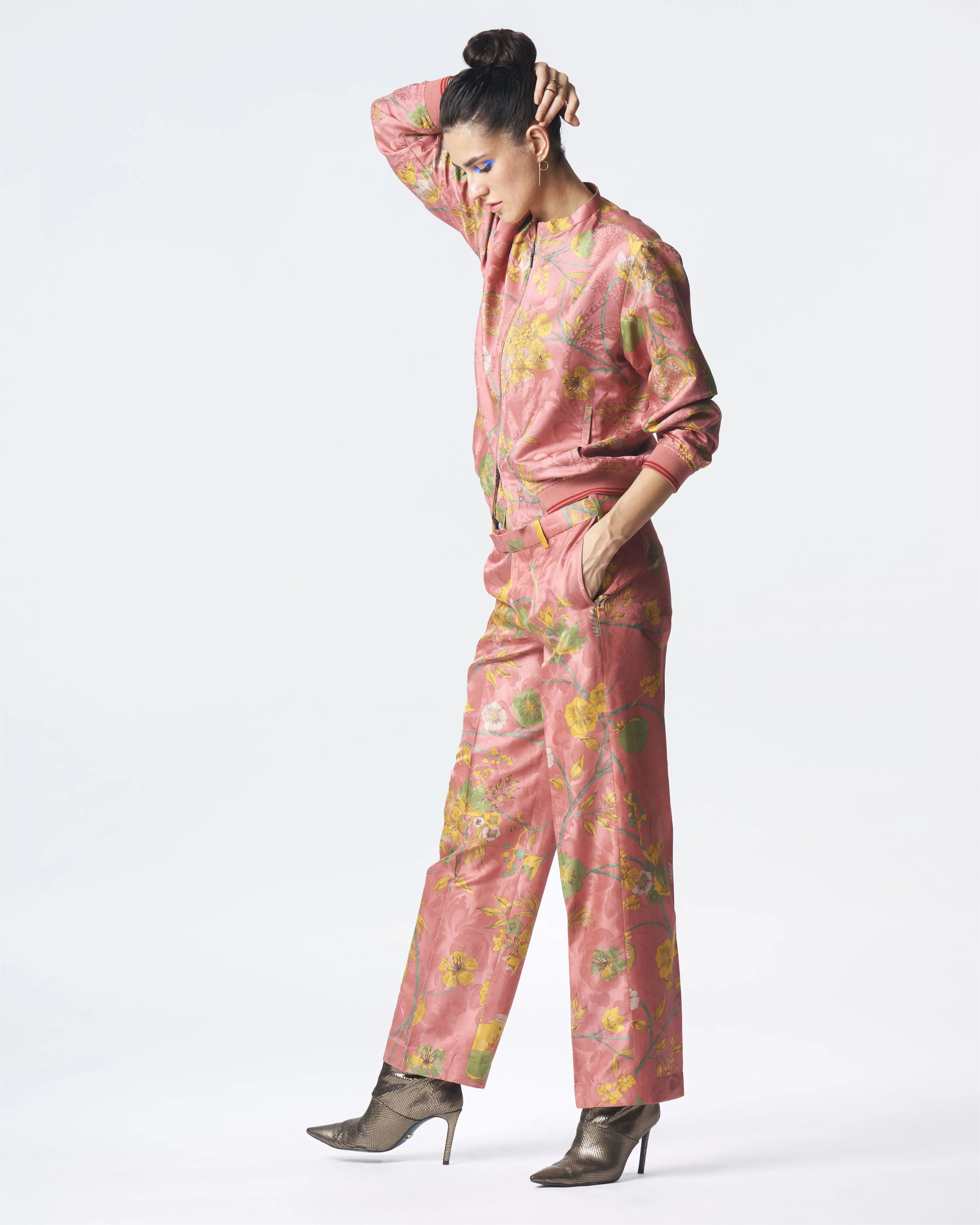 Summer-Jacket Bomber Janbaaz Rose Silk Damask-Fashion Edit Orchard-WOW301SJ537-SUKETDHIR