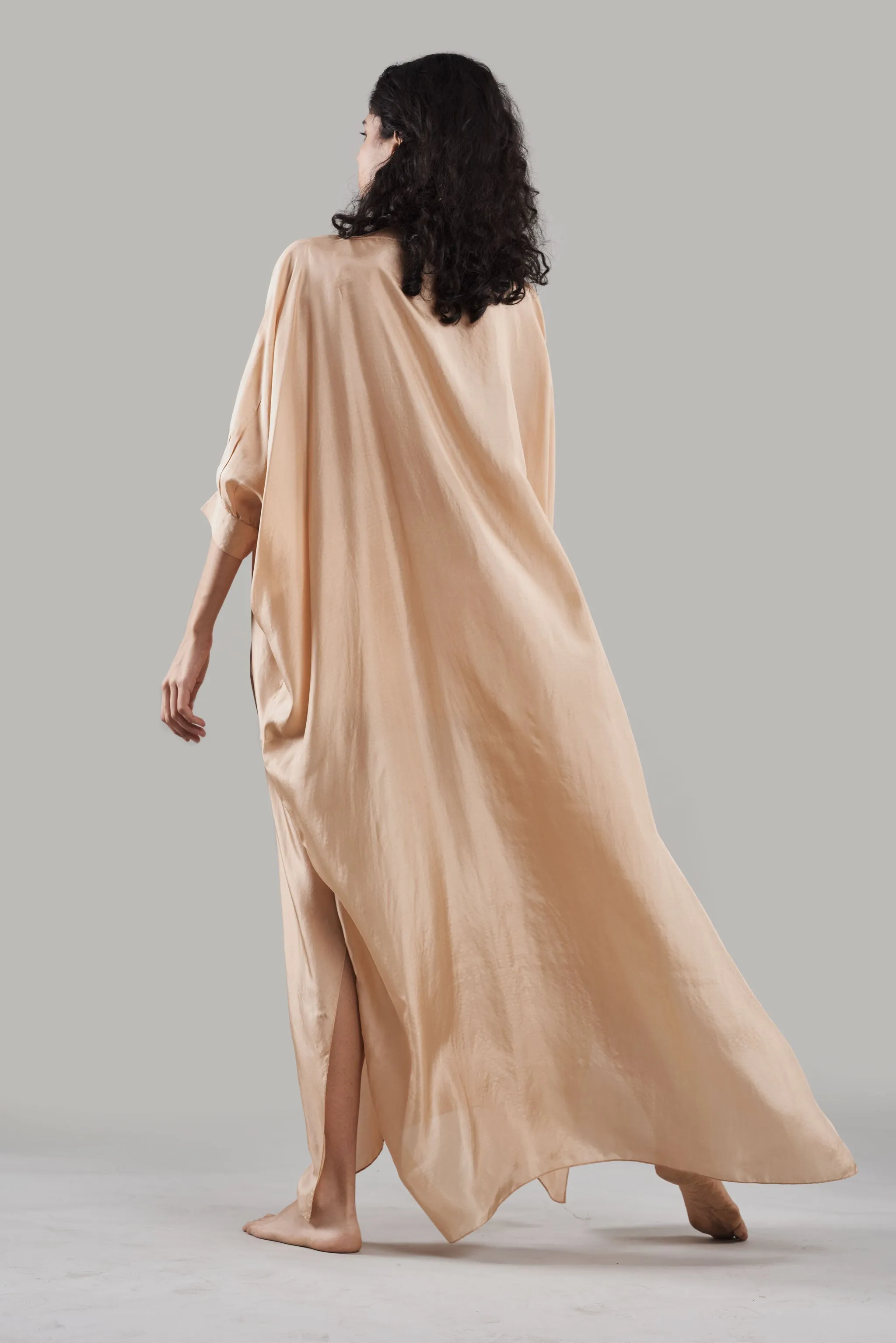 Summer Kaftan Co-Ord Silk Black/White/Plum/Nude/Clay-Fashion Edit Sahaja Vana-Ituvana-01