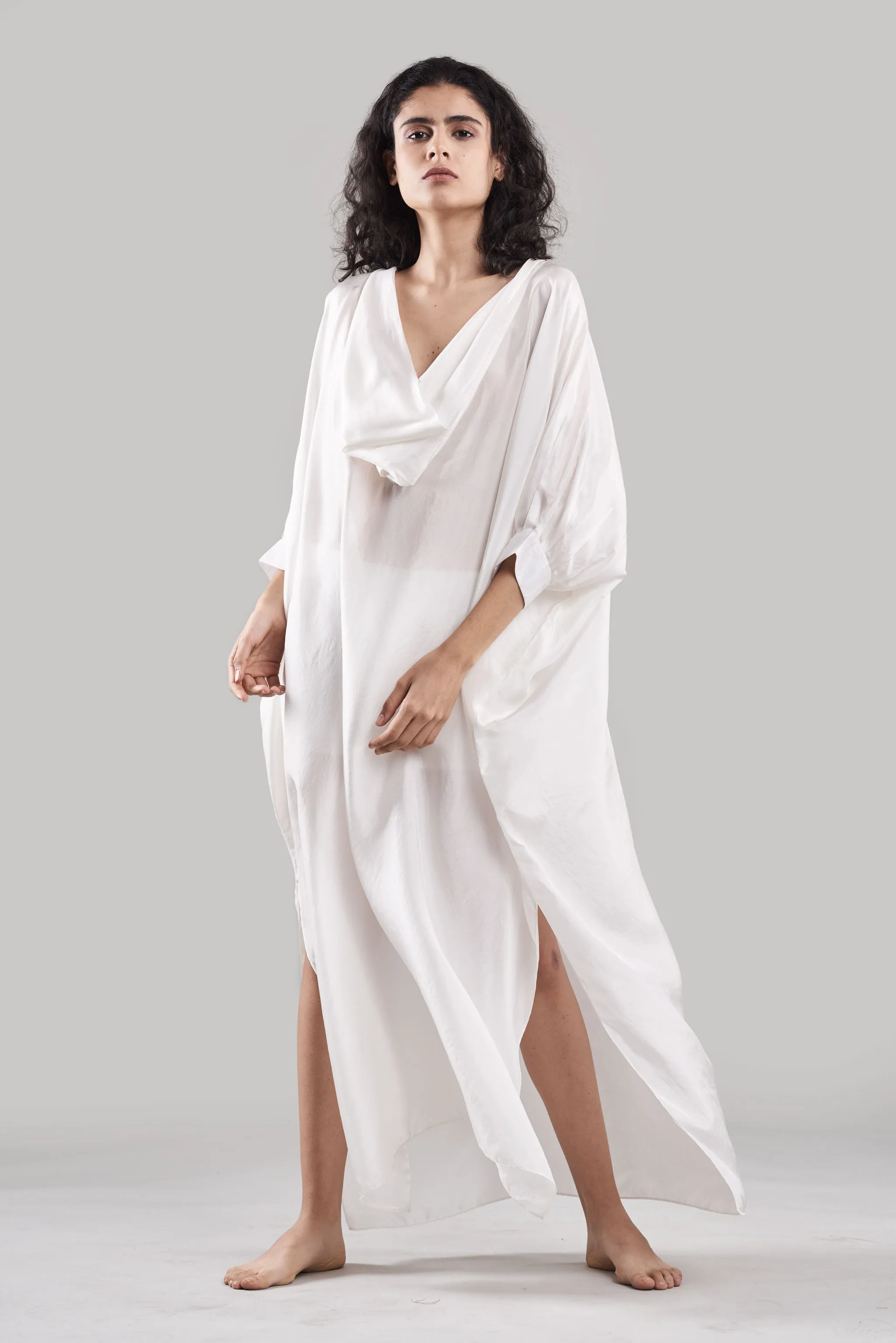 Summer Kaftan Co-Ord Silk Black/White/Plum/Nude/Clay-Fashion Edit Sahaja Vana-Ituvana-01